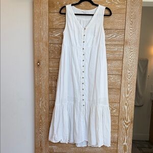 beachlunchlounge White Button-Down Maxi Dress